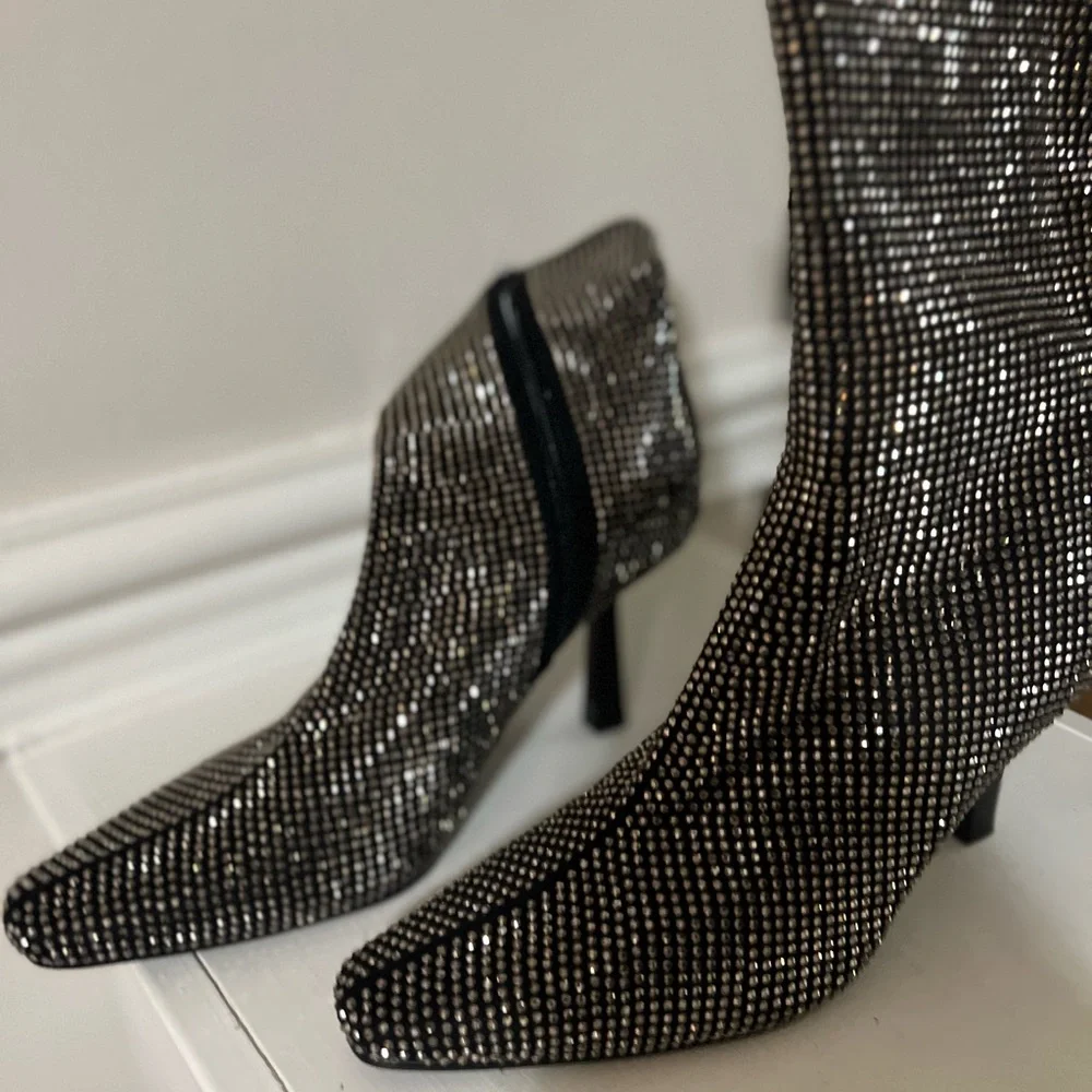 ✨ Steve Madden Rhinestone Statement Boot - Picture 7 of 9